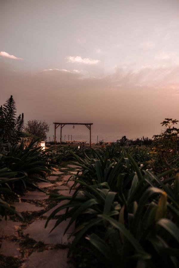 Calheta Glamping Pods - Nature Retreat ภายนอก รูปภาพ